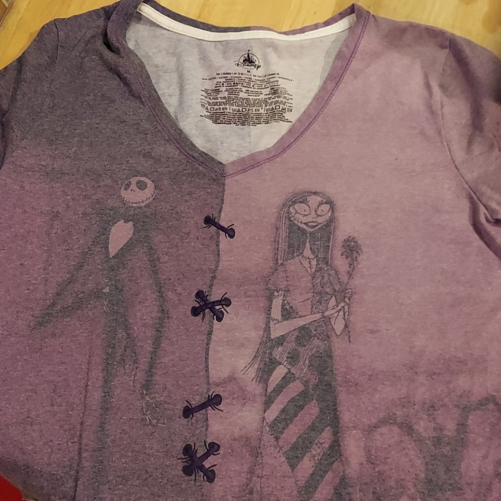Nightmare Before Christmas Jack and Sally purple graphic tee Medium